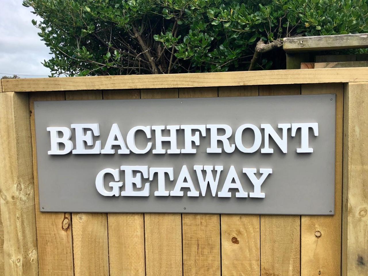 Otaki Beachfront Getaway Exteriör bild