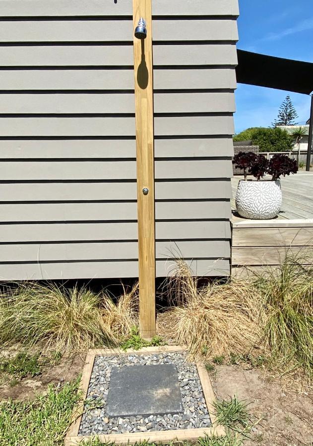 Otaki Beachfront Getaway Exteriör bild
